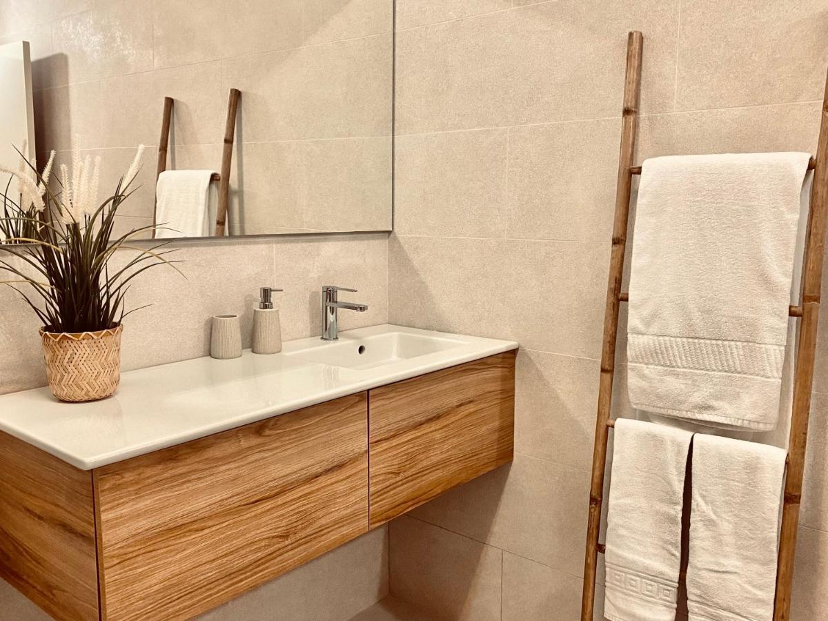 Lagos Apartment Ap Praia Dona Ana Ngoại thất bức ảnh
