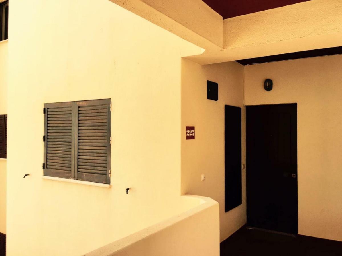 Lagos Apartment Ap Praia Dona Ana Ngoại thất bức ảnh
