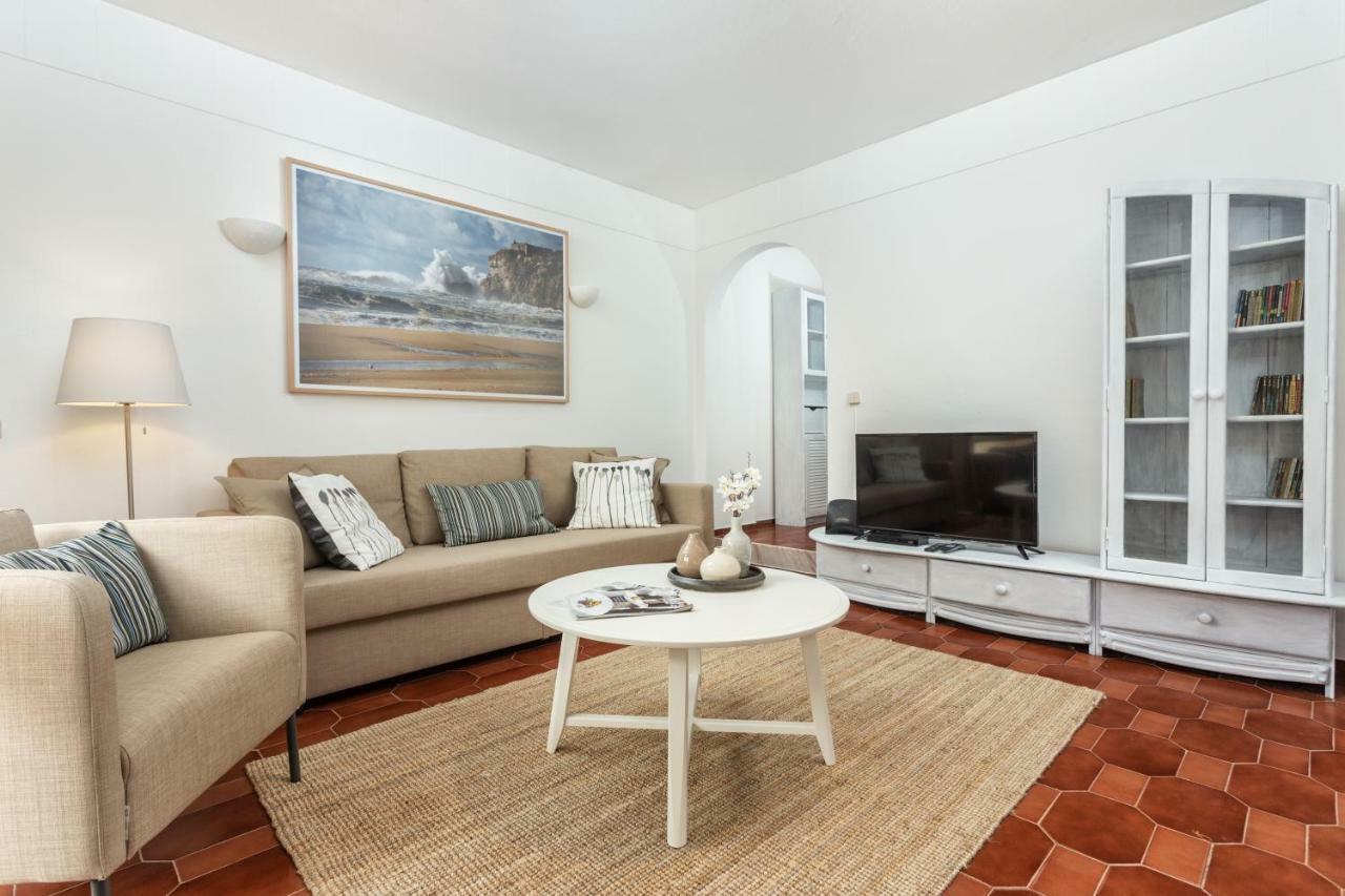 Lagos Apartment Ap Praia Dona Ana Ngoại thất bức ảnh
